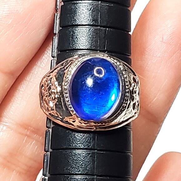 Silver Tone Flower Ring Sz 6.5 Unsigned Blue Cabochon - Picture 1 of 6